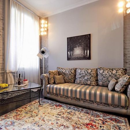 Paulmarie Apartment Near Nezavisimosti มินสก์ ภายนอก รูปภาพ