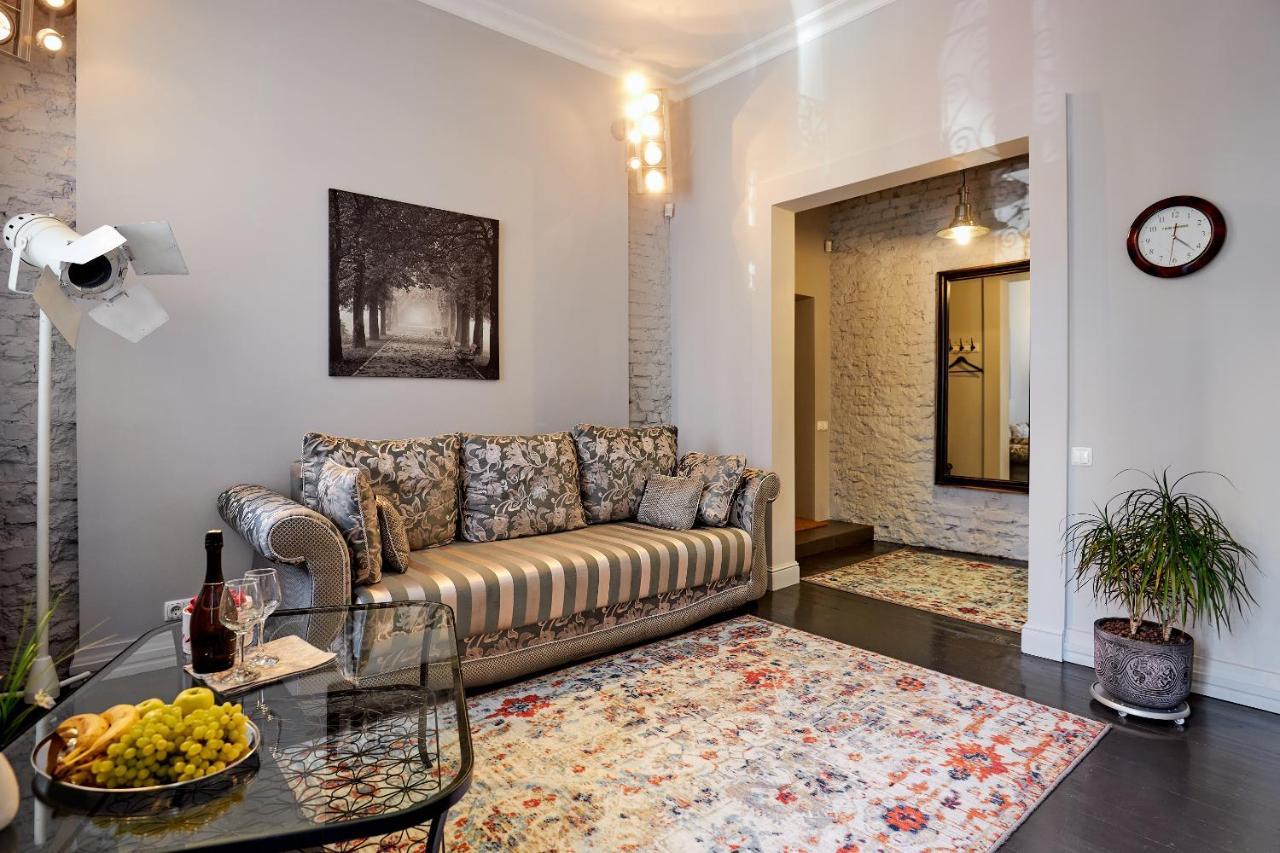 Paulmarie Apartment Near Nezavisimosti มินสก์ ภายนอก รูปภาพ